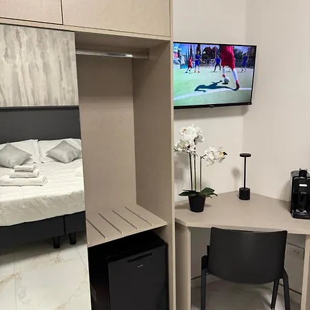 Guest house Civico 3*