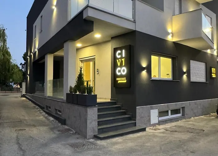 Civico Casa de hóspedes SantʼOnofrio